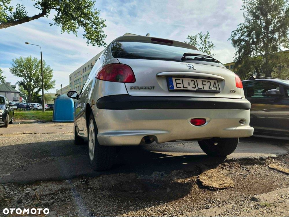 Peugeot 206 - 3