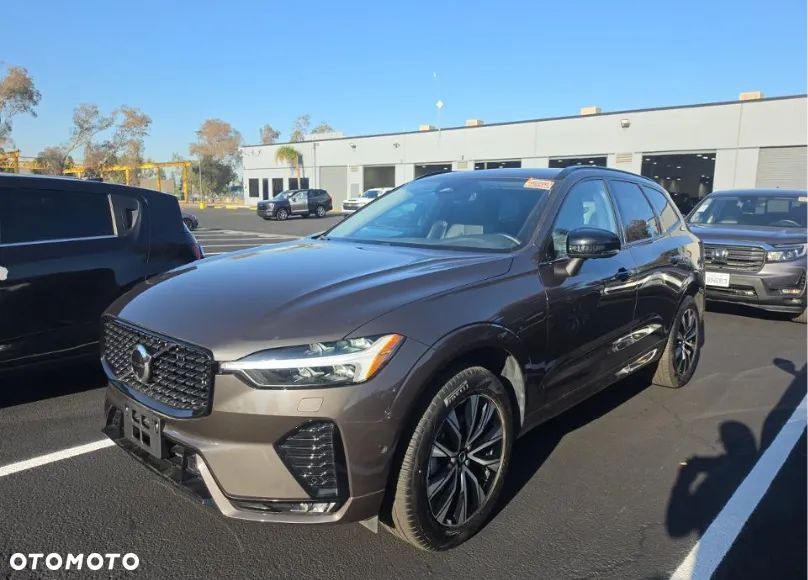 Volvo XC 60 B5 B AWD Plus Bright - 1