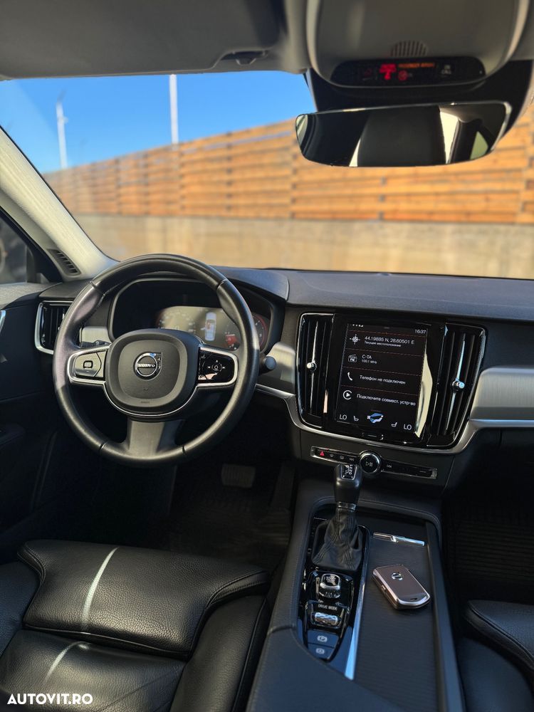 Volvo S90 D3 Geartronic Momentum Pro - 21
