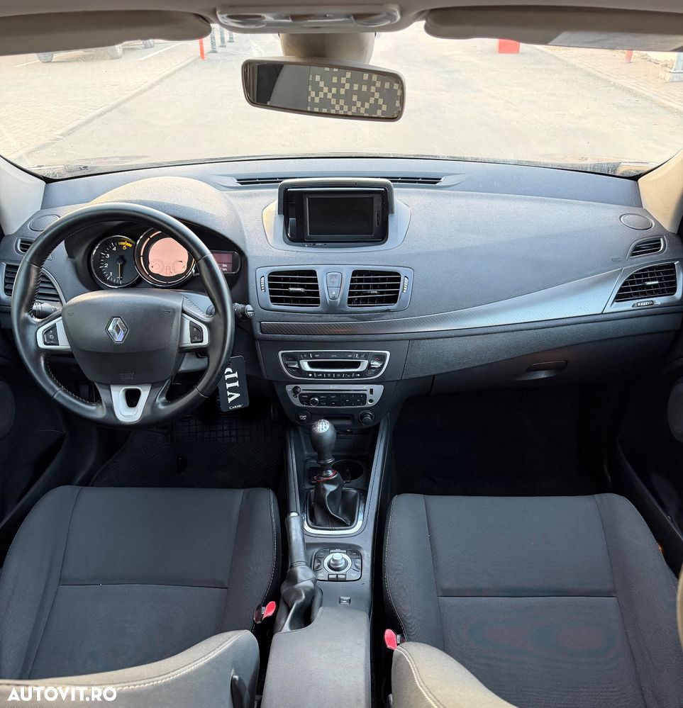 Renault Megane ENERGY dCi 110 Start & Stop Paris Business - 7