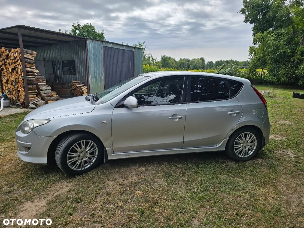 Hyundai i30 1.6 CRDI Comfort - 3