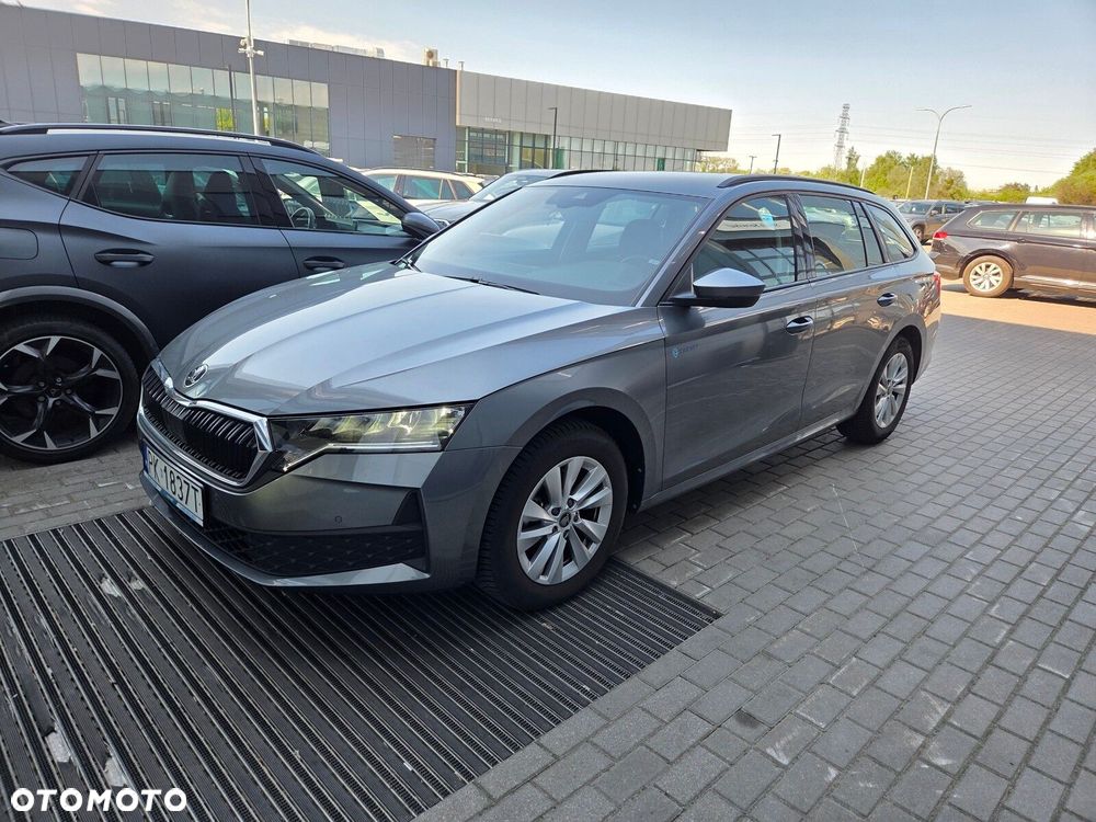 Skoda Octavia - 1