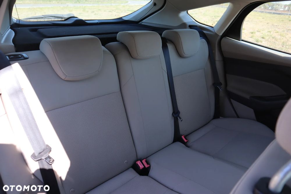 Ford Focus 1.6 TDCi Edition - 11