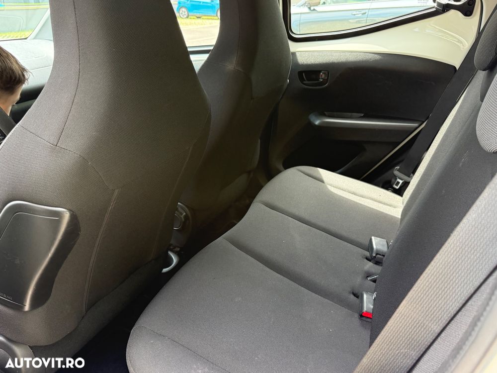 Toyota Aygo 1.0 VVY-I 5 usi X - 8