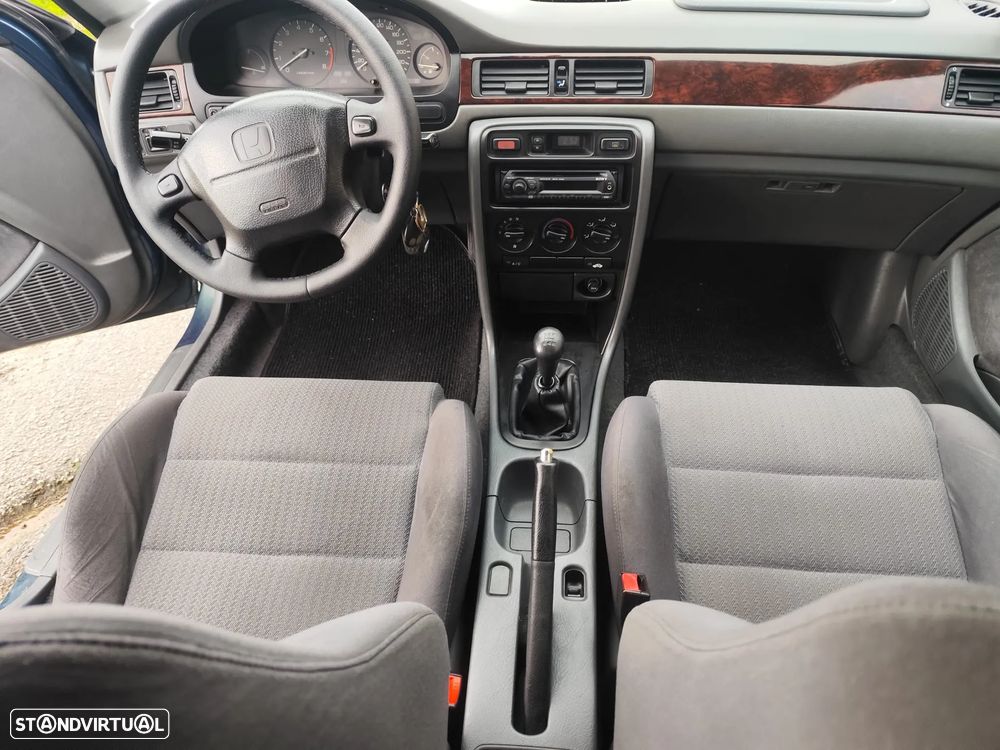 Honda Civic 1.5i - 10