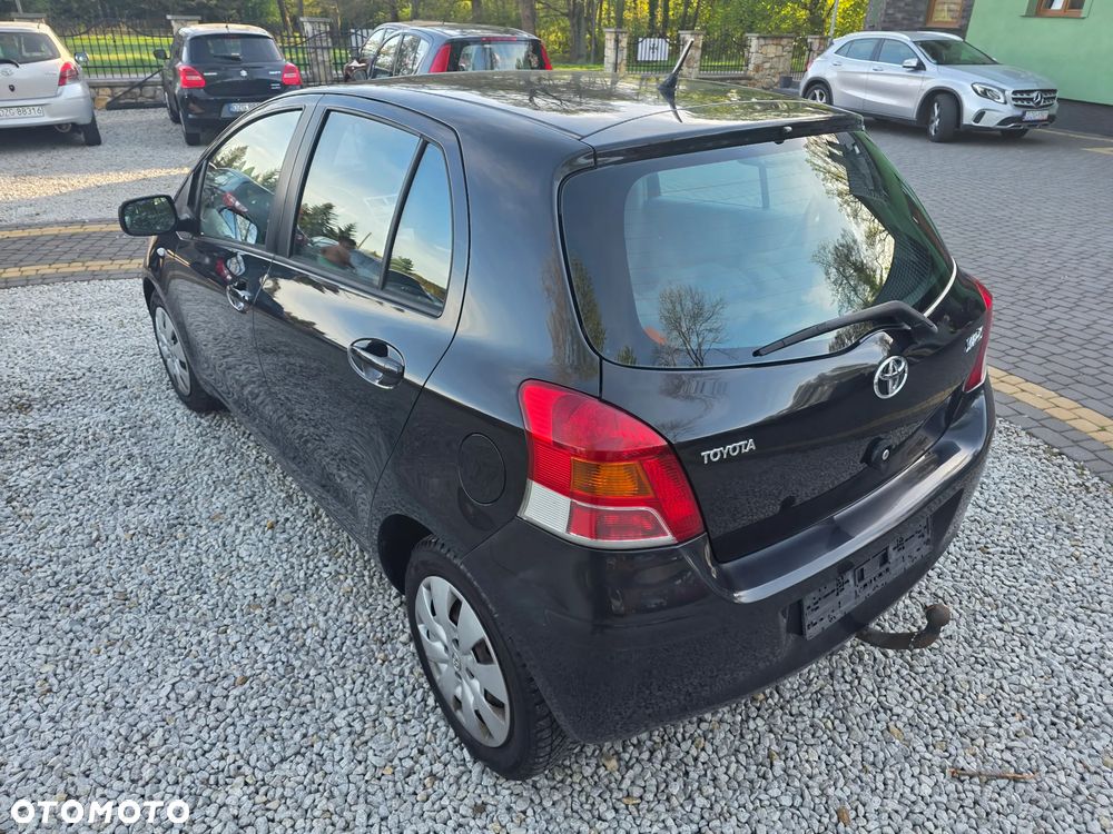 Toyota Yaris 1.33 VVT-i Cool - 4