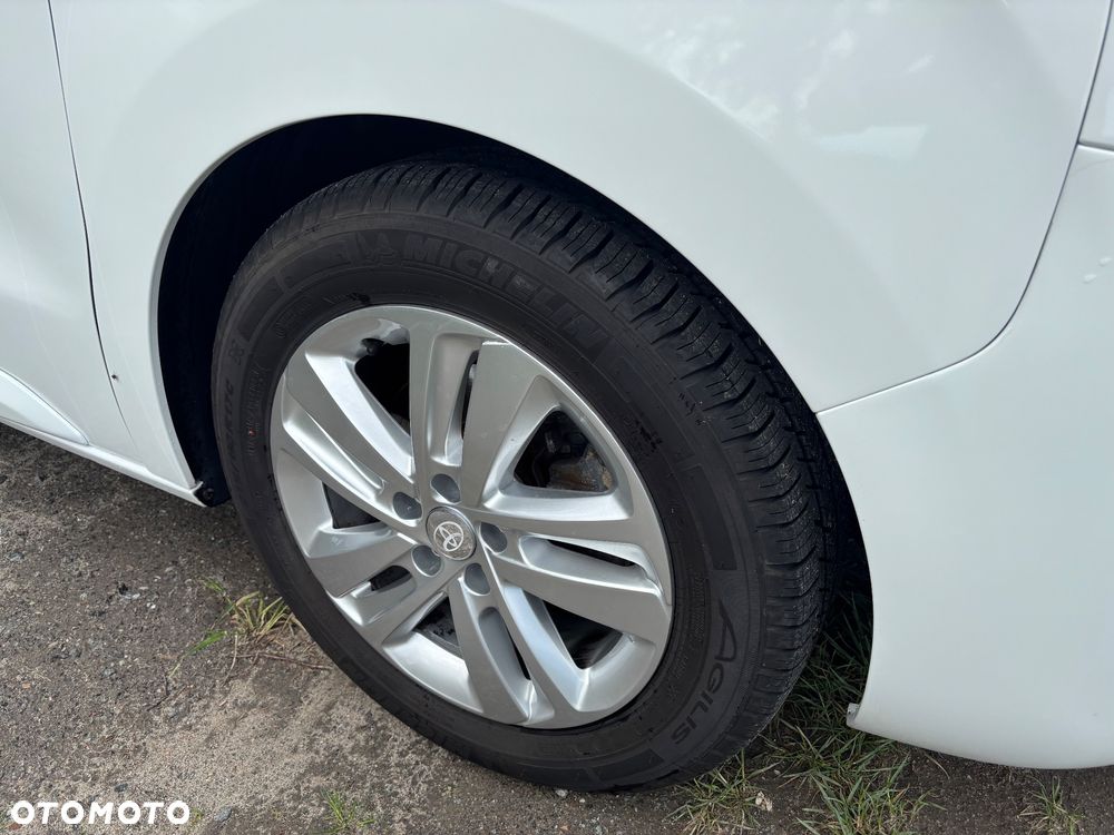 Toyota ProAce Kombi D-4D Long 2,8t - 5