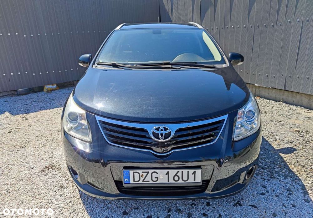 Toyota Avensis - 3