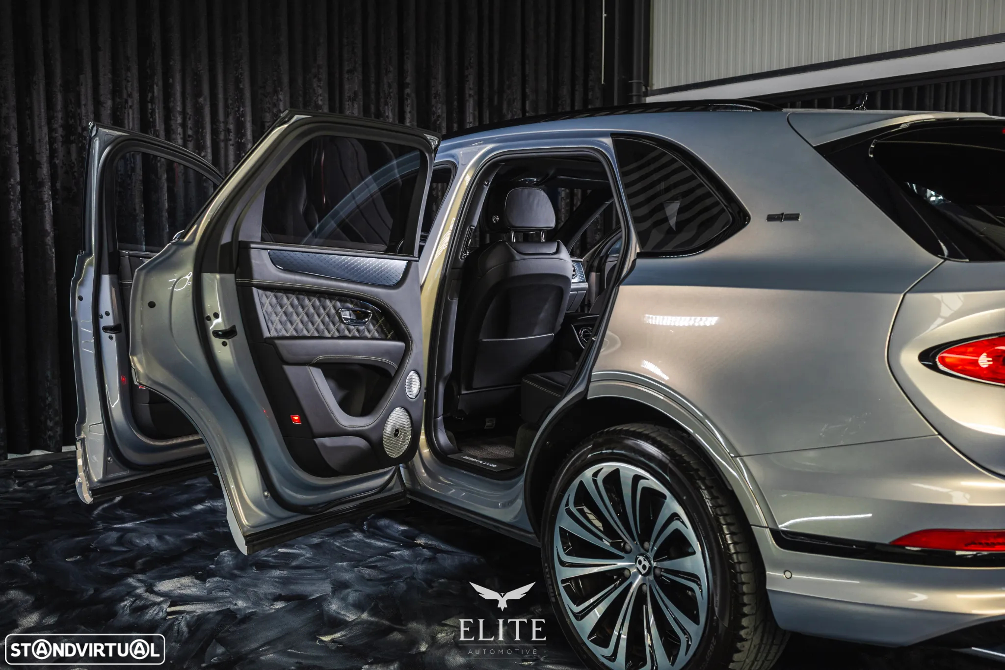 Bentley Bentayga V8 Atelier Edition - 12
