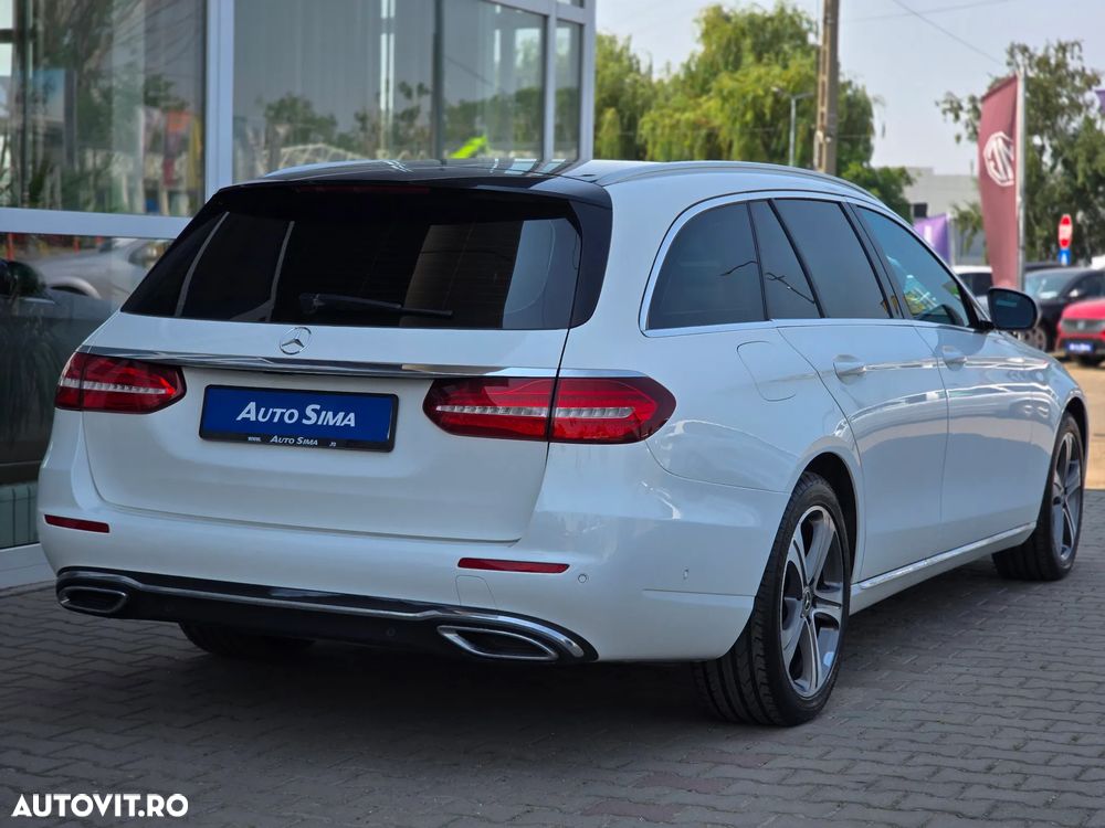 Mercedes-Benz E - 8