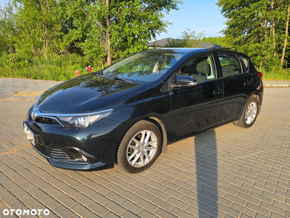 Toyota Auris 1.6 Premium - 1