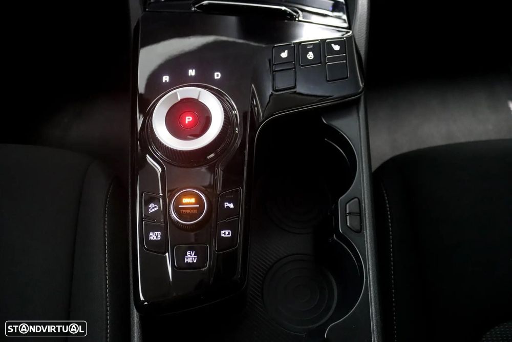 Kia Sportage 1.6 T-GDi PHEV Tech - 28