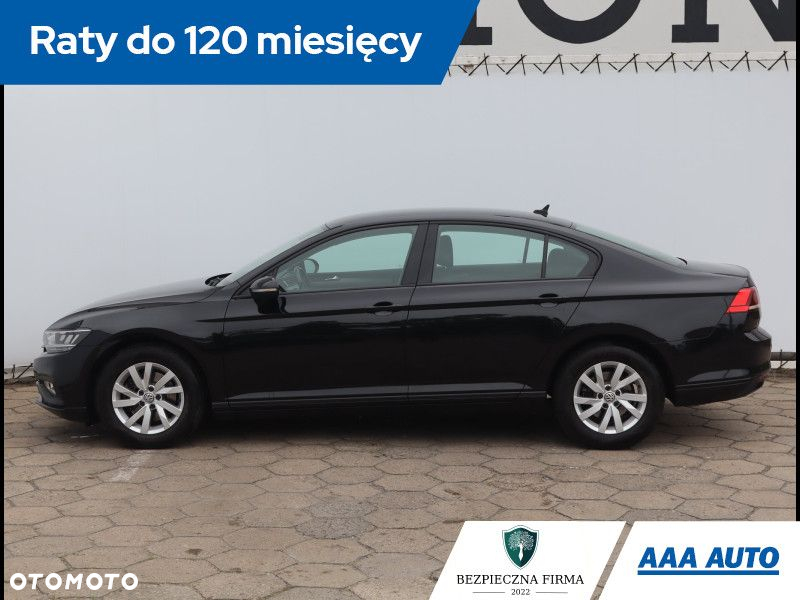 Volkswagen Passat - 3