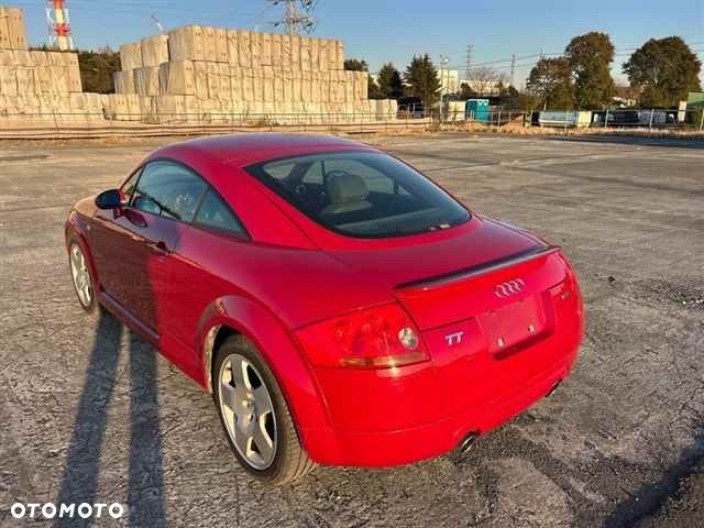 Audi TT Coupé 1.8T Quattro - 32