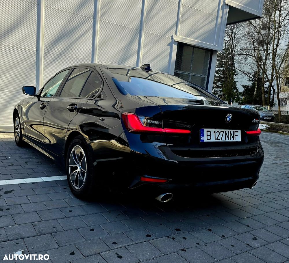 BMW Seria 3 320i Aut. Advantage - 6