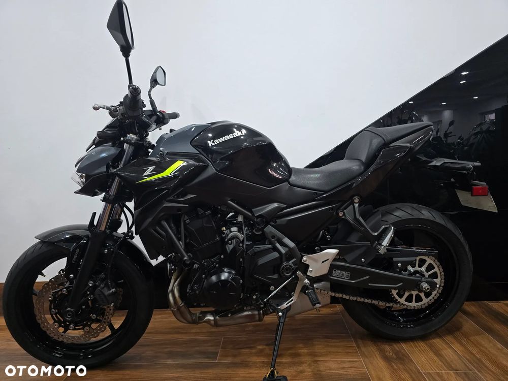 Kawasaki Z 650 - 28