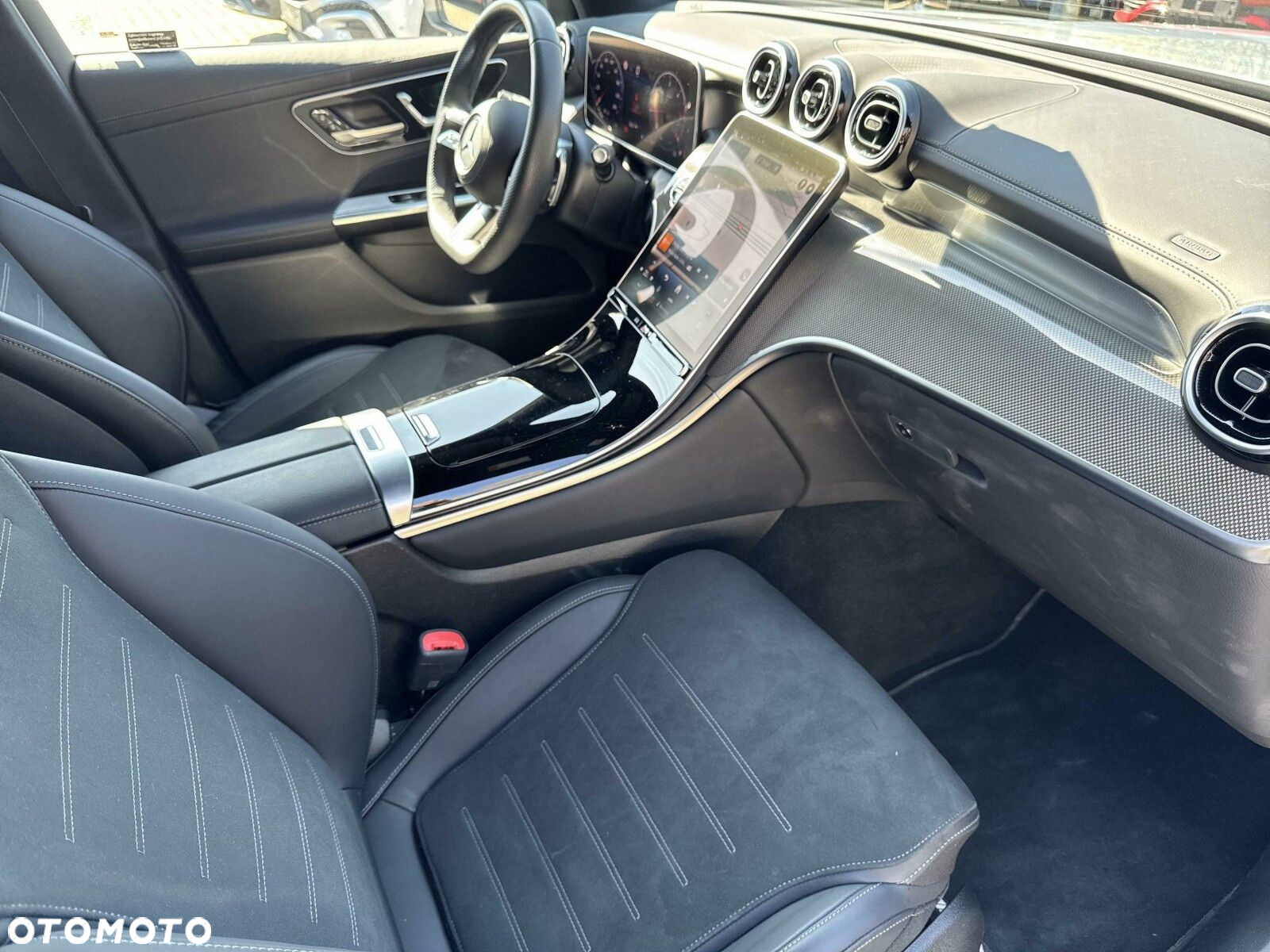 Mercedes-Benz GLC - 19