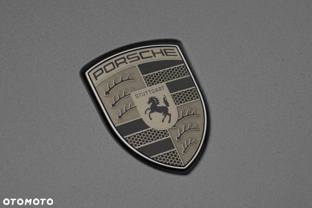 Porsche Cayenne - 10