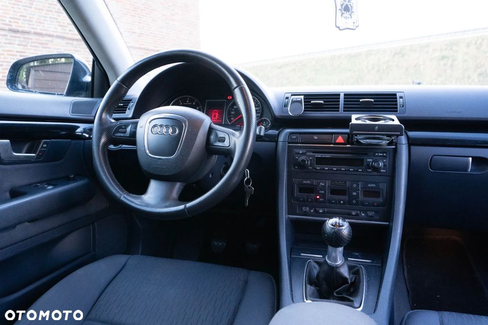 Audi A4 Limousine 1.8T - 13