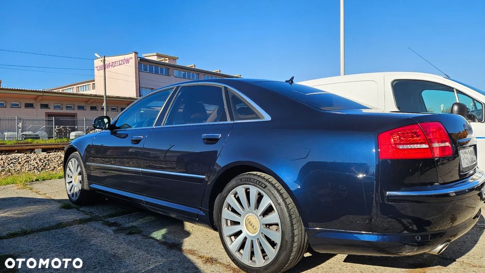 Audi A8 4.2 TDI Quattro - 18
