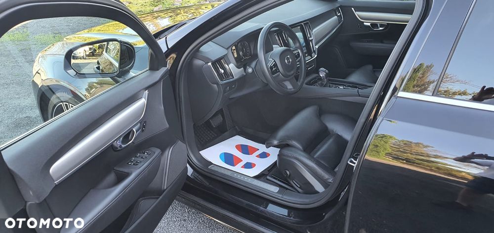 Volvo V90 D4 Momentum - 7