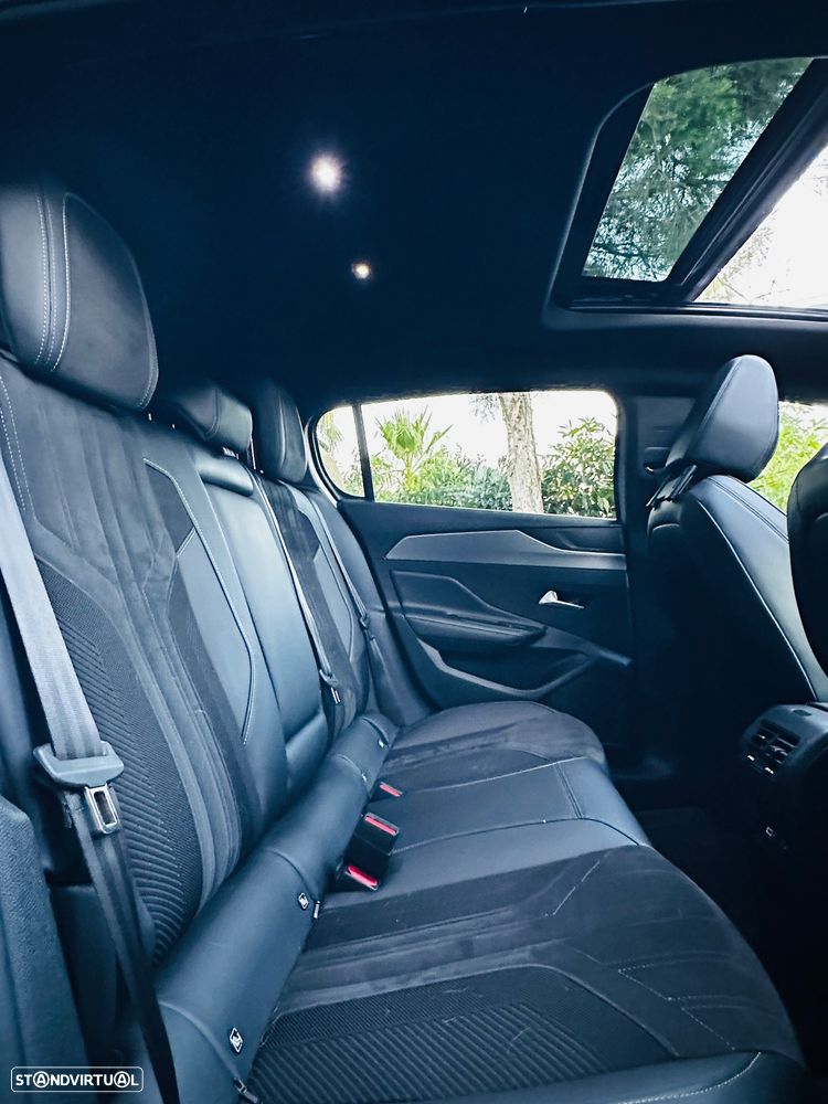 Peugeot 308 1.6 Hybrid GT e-EAT8 - 22