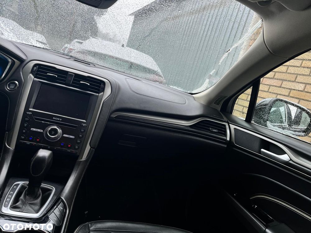 Ford Mondeo Vignale 2.0 Hybrid - 18