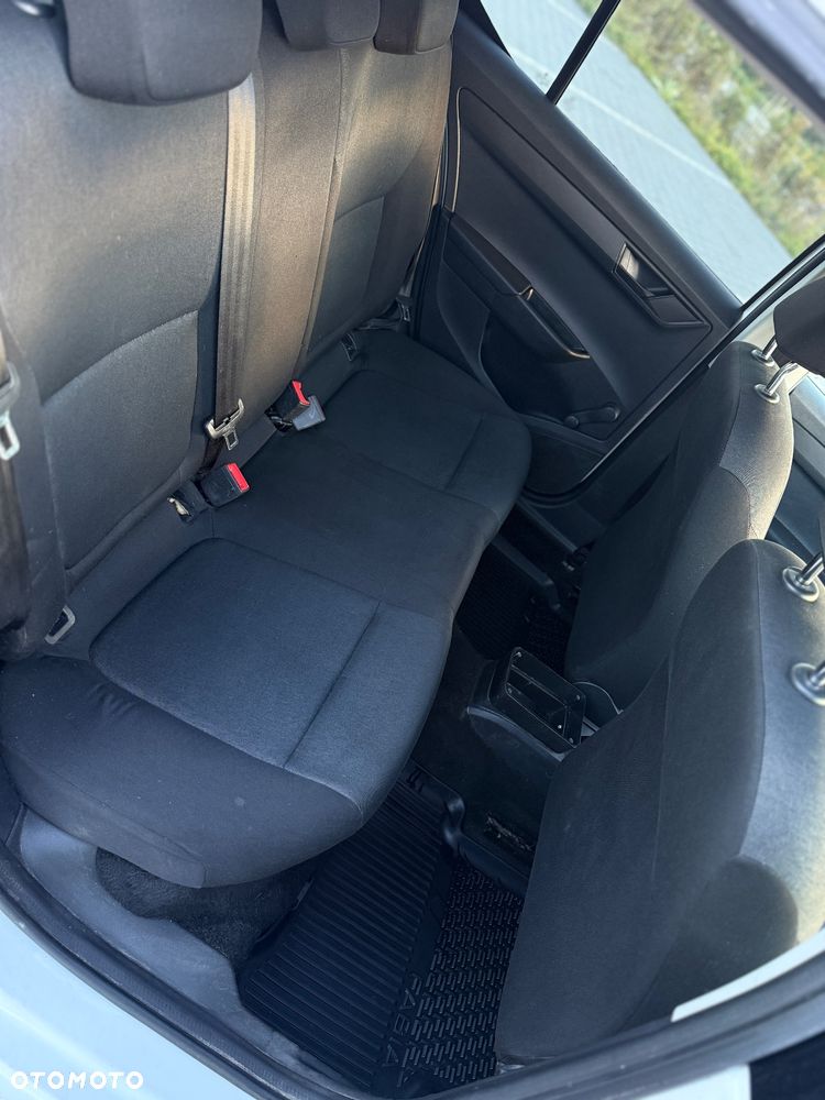 Skoda Fabia 1.0 Ambition - 11