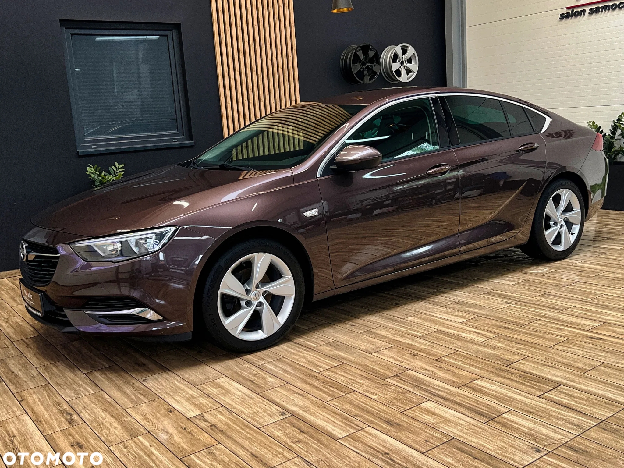 Opel Insignia 1.5 T Elite S&S - 12