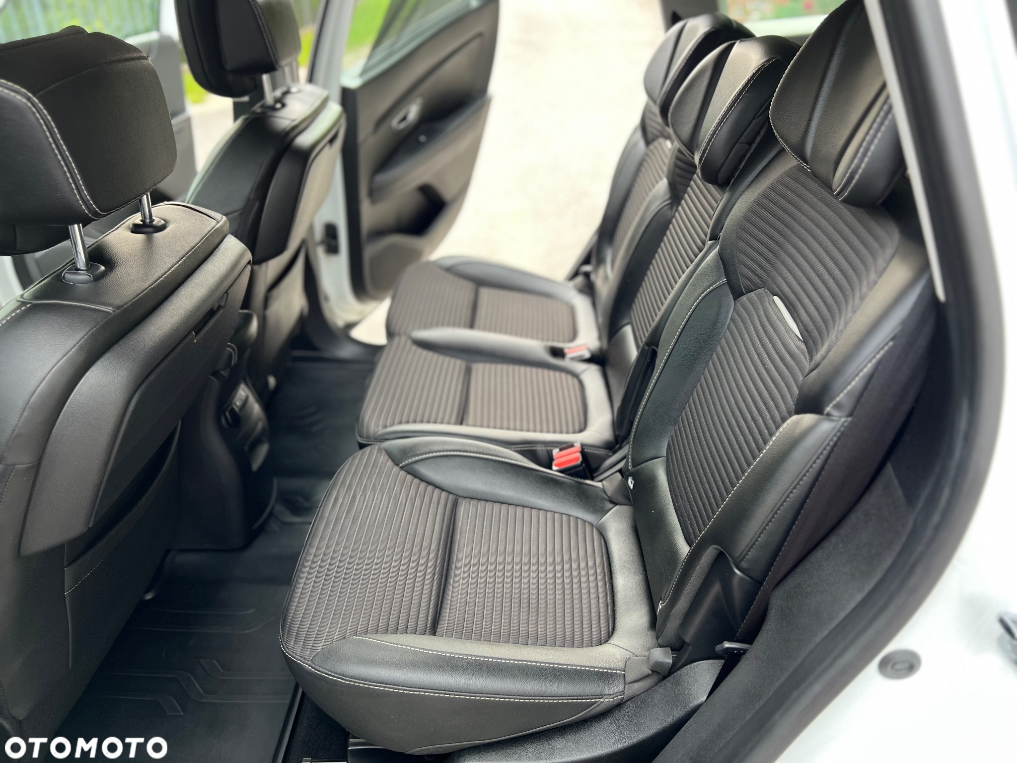 Renault Grand Scenic Gr 1.6 dCi Energy Privilege - 12