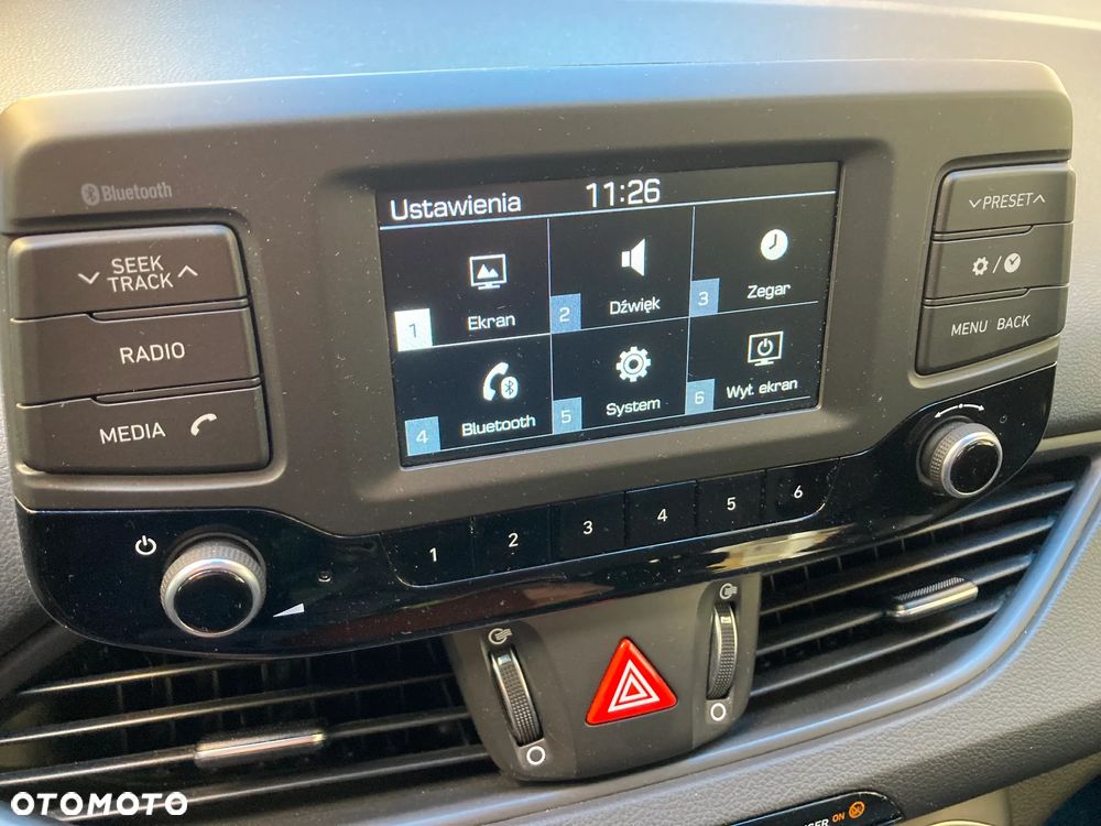 Hyundai i30 1.4 BlueDrive Classic + - 12