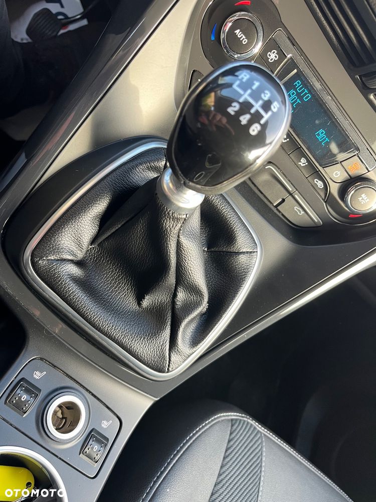 Ford Kuga 2.0 TDCi 4WD Titanium Plus - 12