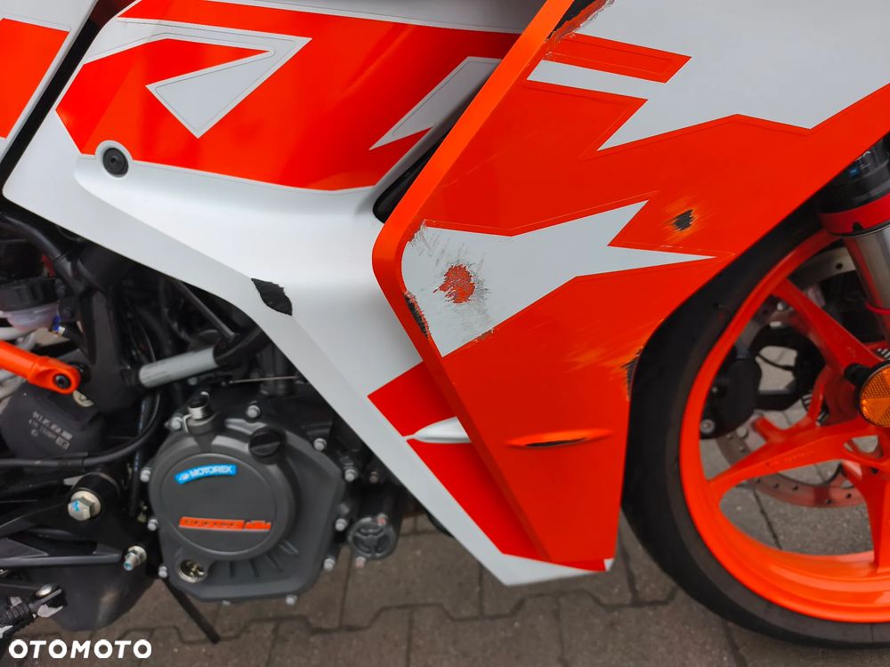 KTM RC 125 - 35