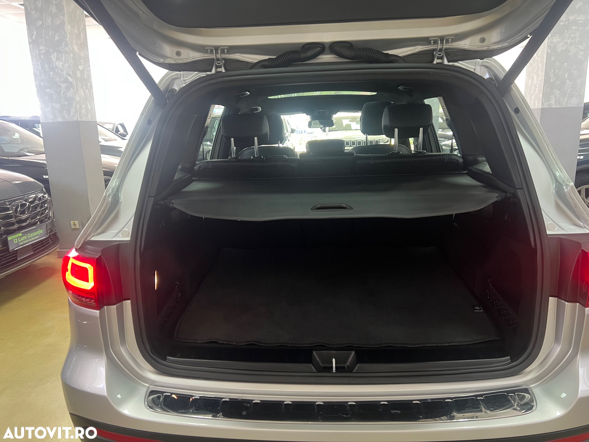 Mercedes-Benz GLB 200 d 4Matic 8G-DCT Special Edition - 18