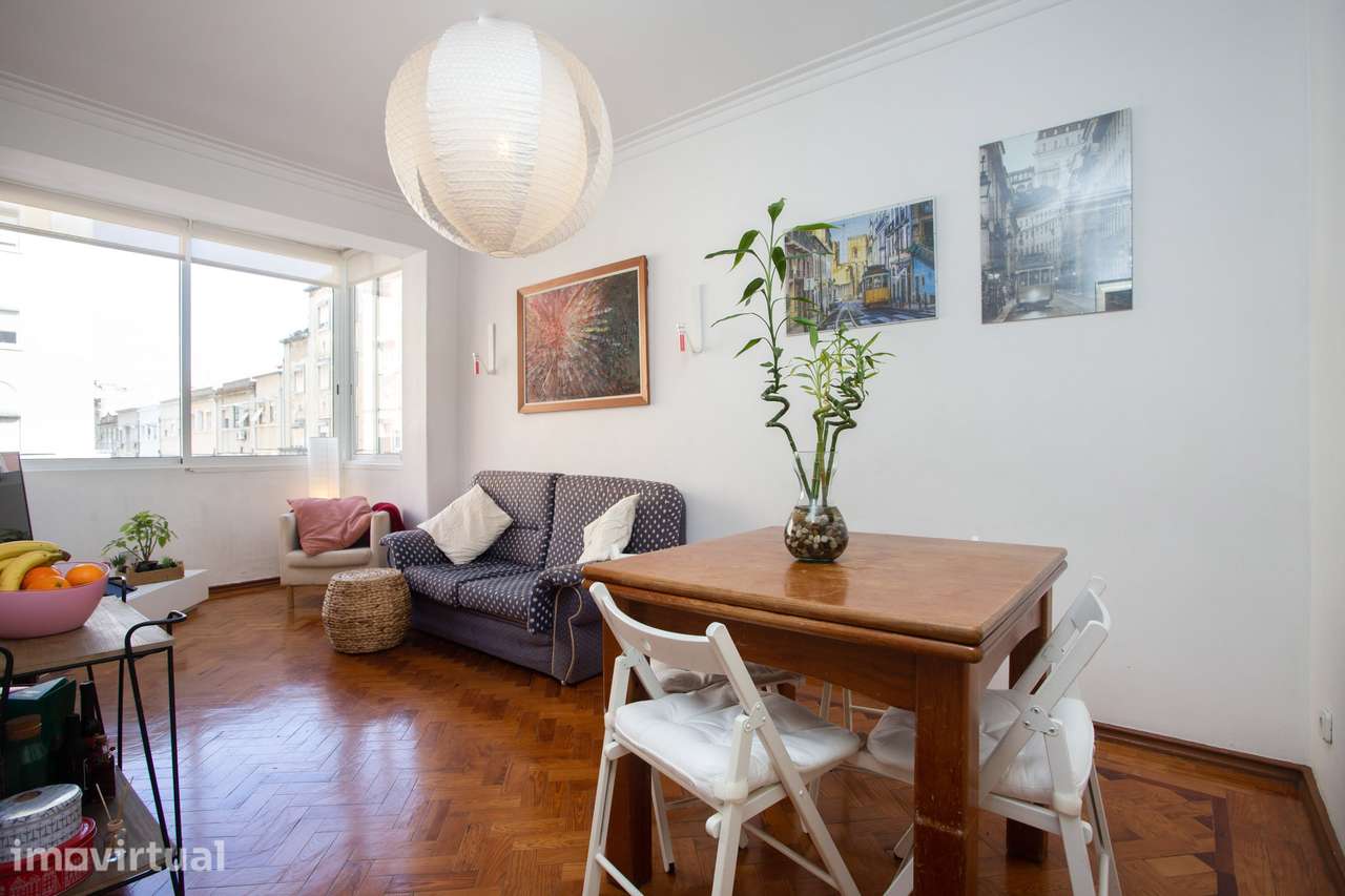 Apartamento T2 para arrendamento, na Penha de França - Grande imagem: 2/28