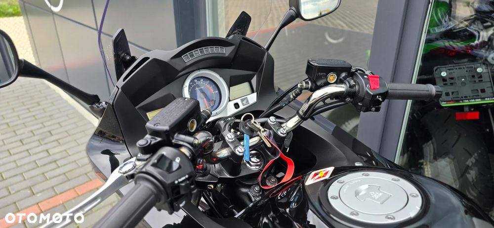 Honda CBF - 36