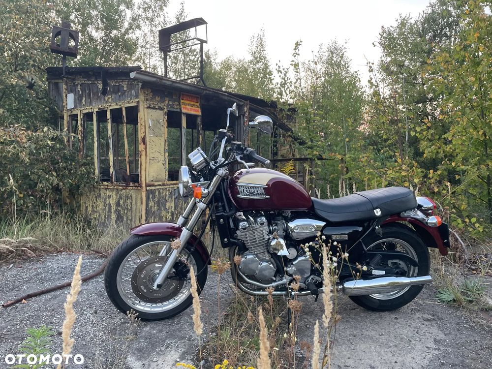 Triumph Thunderbird - 1