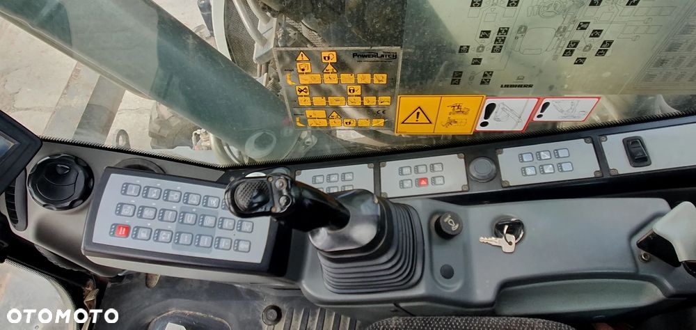 Liebherr A914 Compact - 4