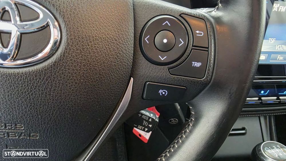 Toyota Auris 1.6 D-4D Exclusive+Navi - 39