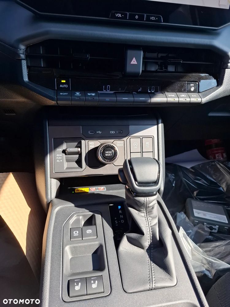 Toyota Hilux 2.8 D-4D mHEV Double Cab Active 4x4 - 18