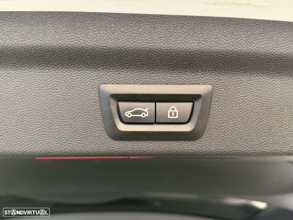 MINI Countryman Cooper SE ALL4 Auto - 21