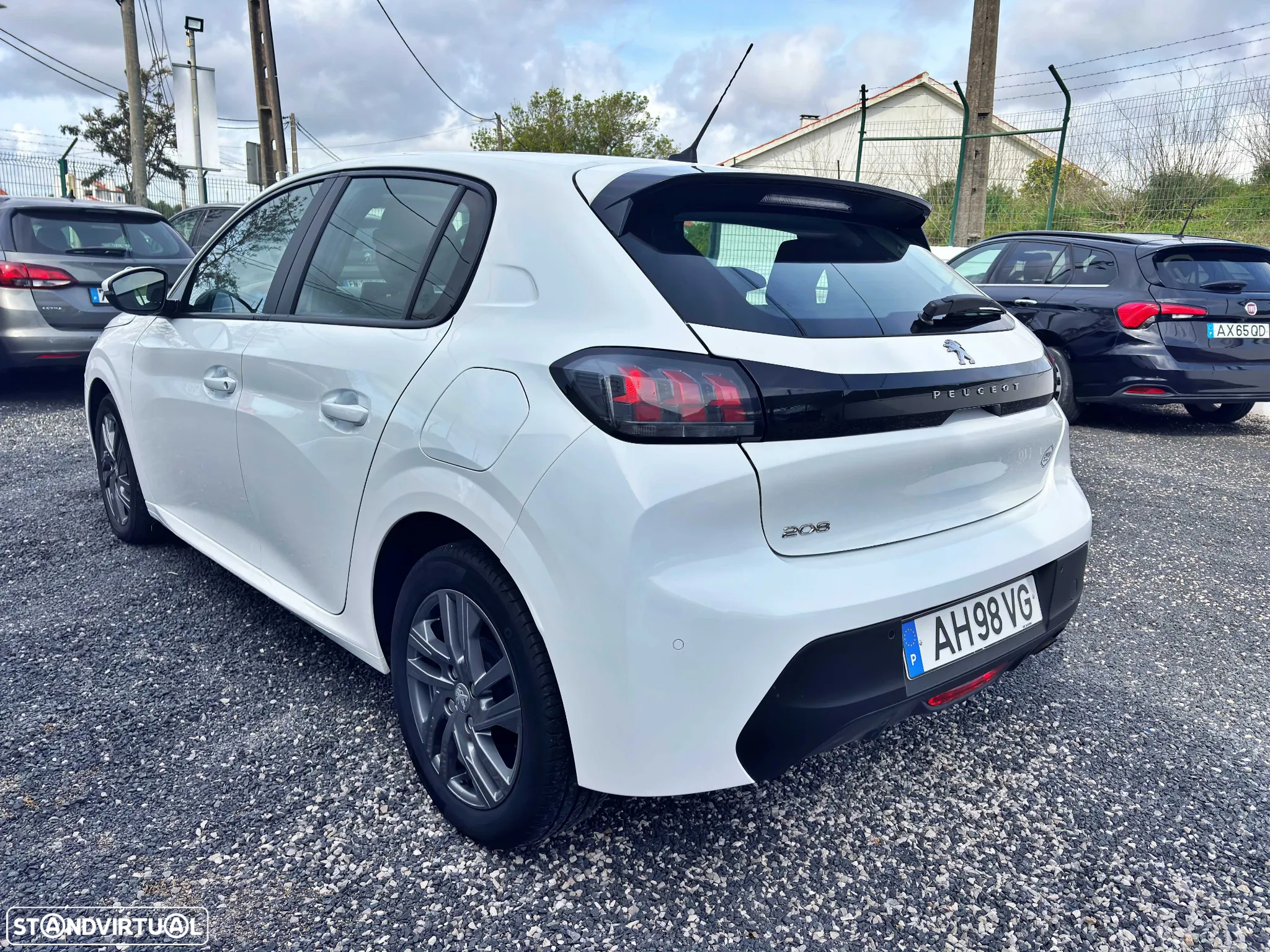 Peugeot 208 1.2 PureTech Like - 6