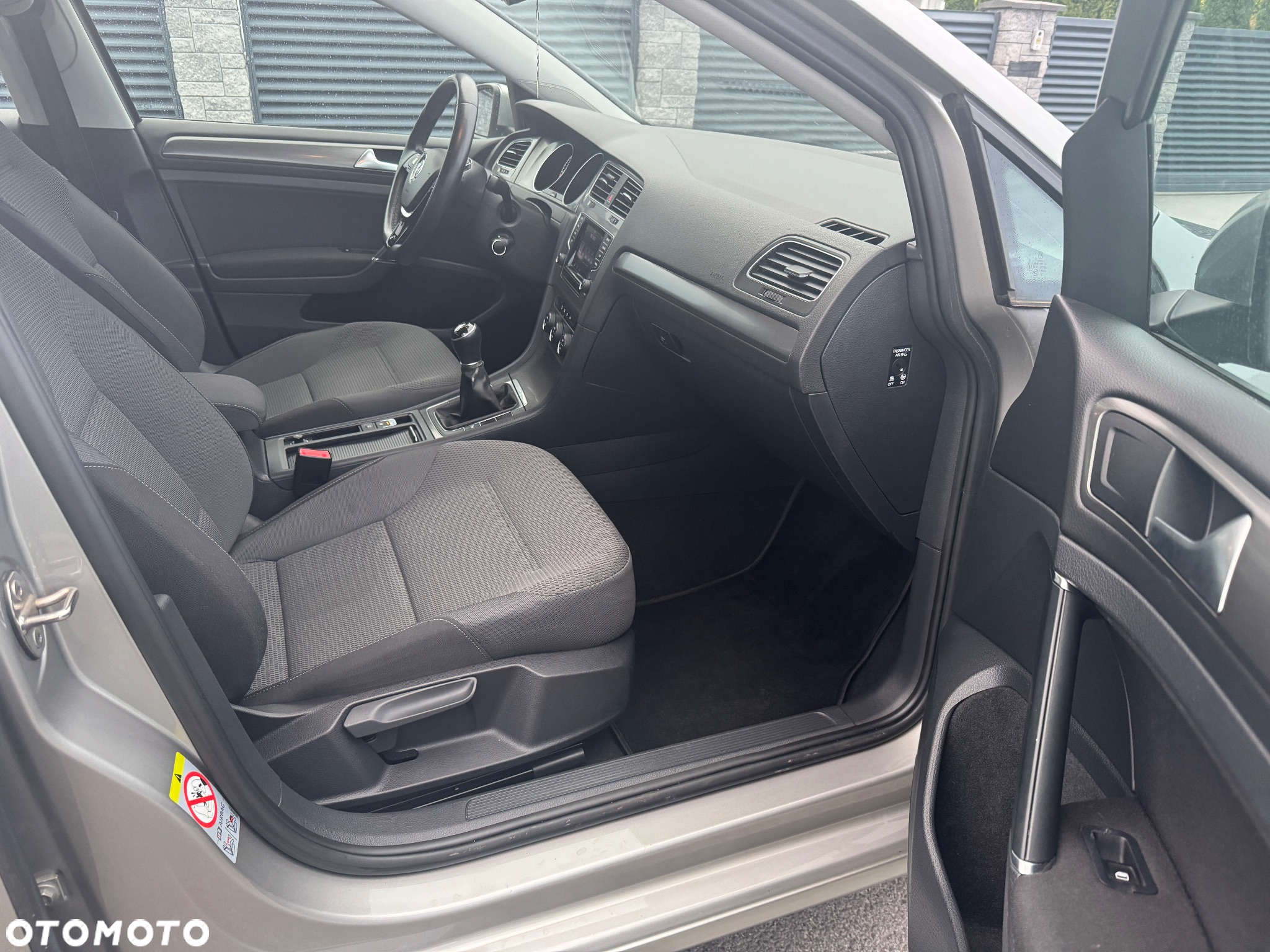 Volkswagen Golf 1.6 TDI BlueMotion Technology Comfortline - 6