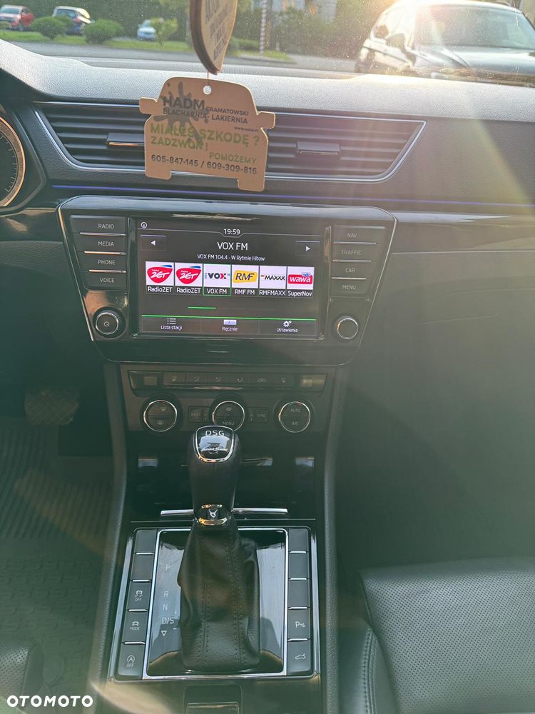 Skoda Superb 2.0 TDI L&K DSG - 12