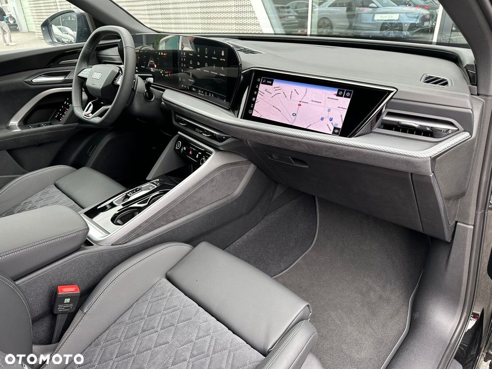 Audi Q5 Sportback - 25