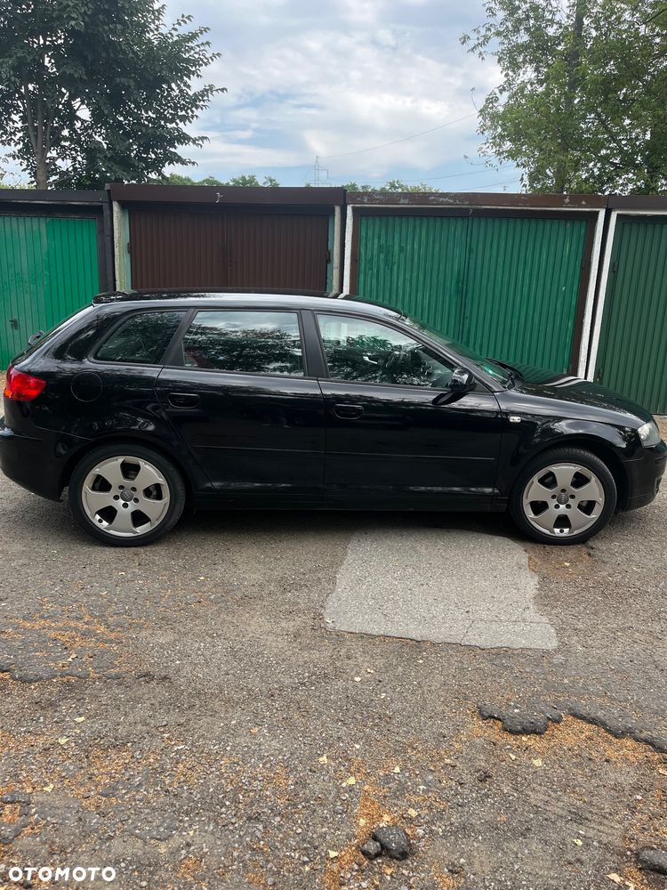 Audi A3 Sportback 1.6 Attraction - 4
