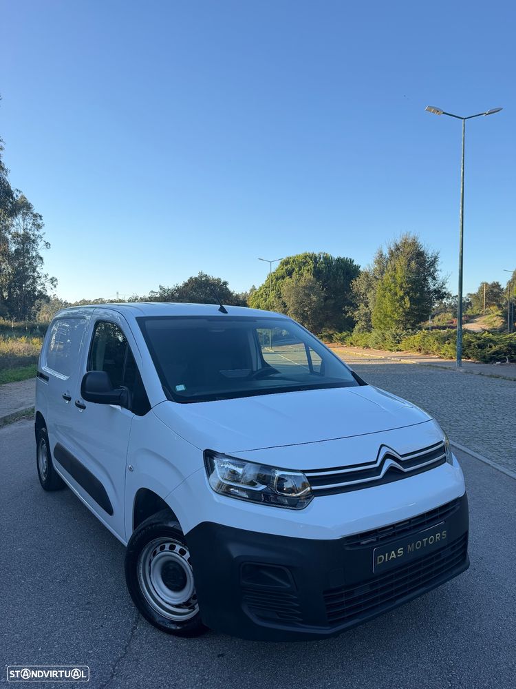 Citroen Berlingo 2023 photo 3