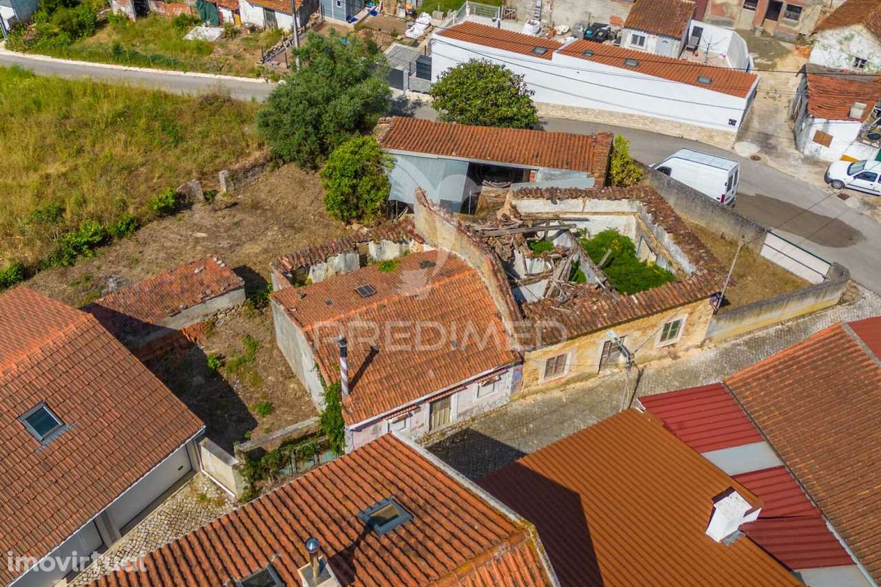 Ruina com terreno na Bemposta, Alcobaça para comprar - Grande imagem: 3/34