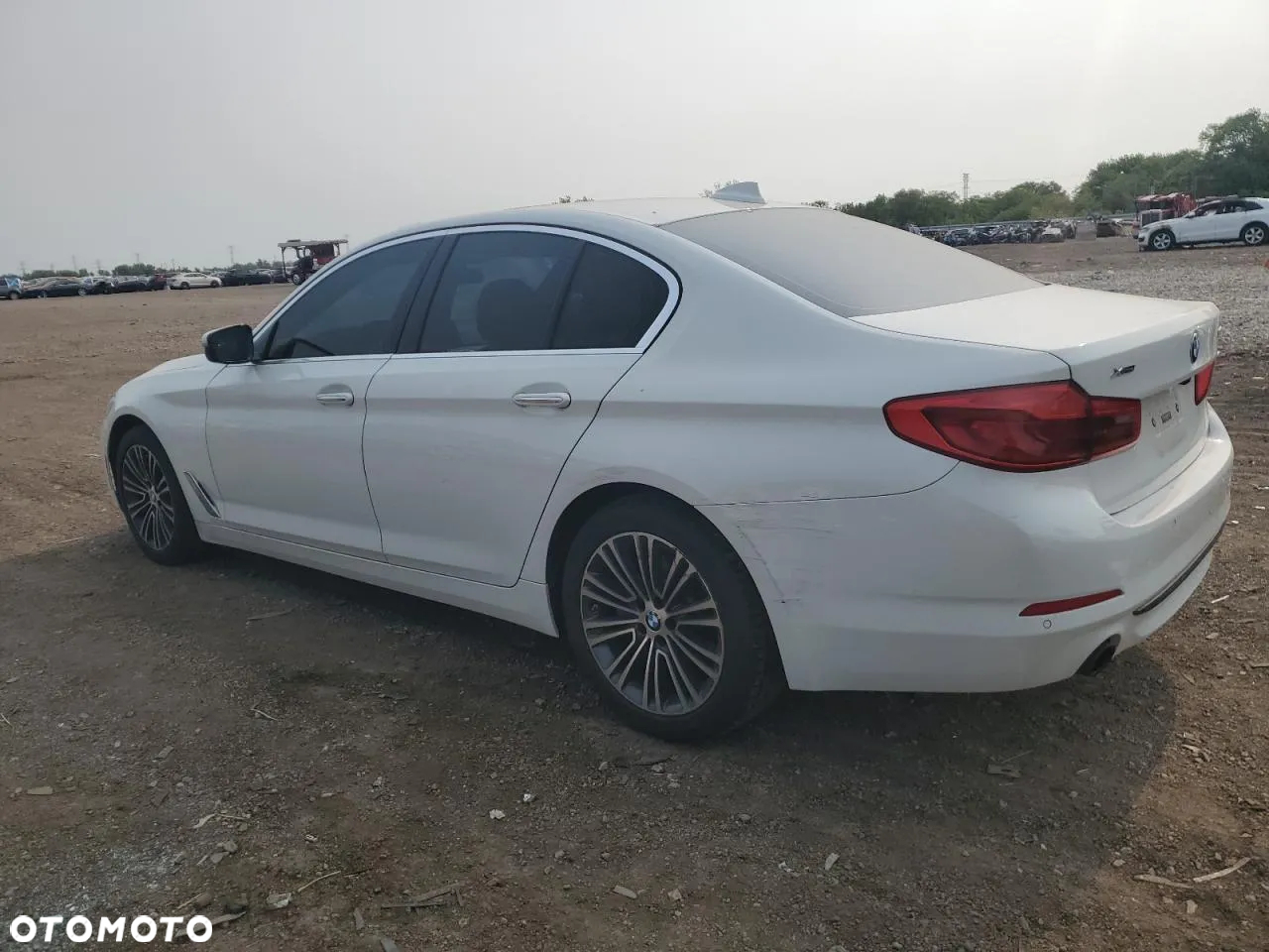 BMW Seria 5 530i xDrive - 4