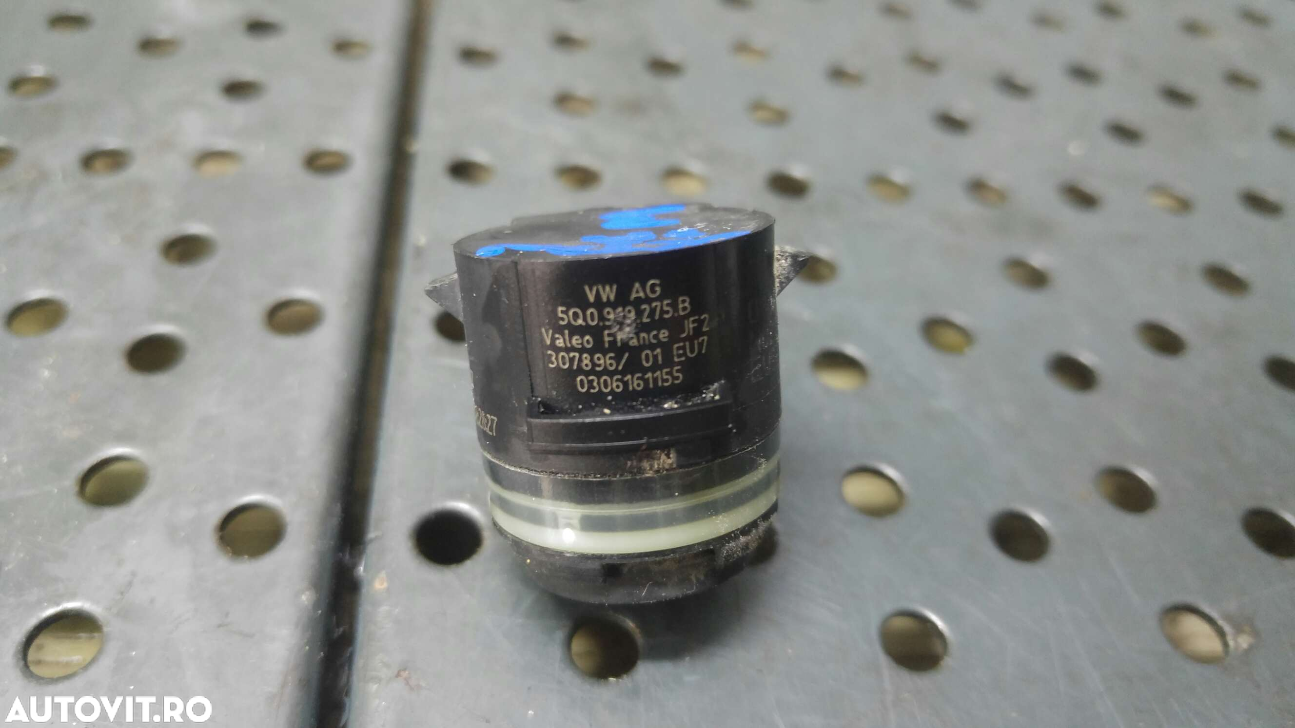 Senzor parcare spate skoda octavia 3 5e3 nl3 nr3 5q0919275b - 3